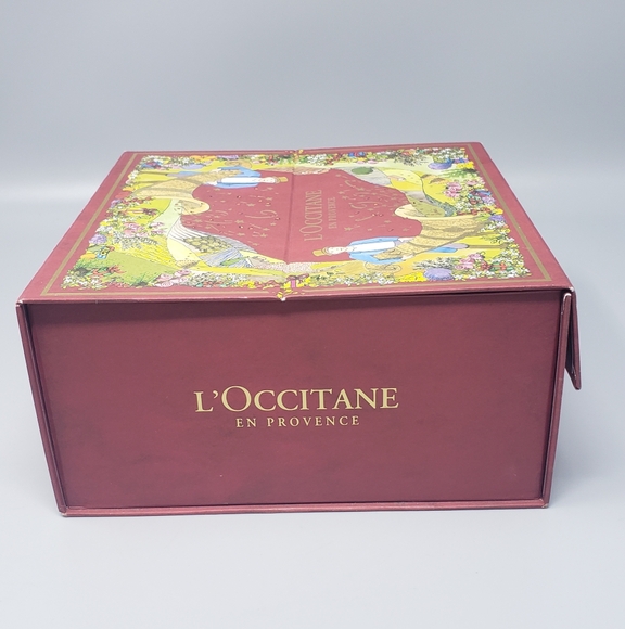 Empty Christmas Gift Box - Picture 3 of 9